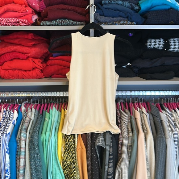 No Boundaries sleeveless tank top size S - Picture 3 of 3